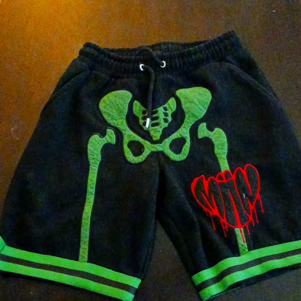 Two-piece sets skeleton shorts and shirt